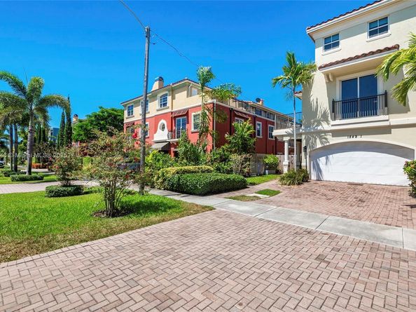 1849 NE 26th Ave 1, Fort Lauderdale FL 33305