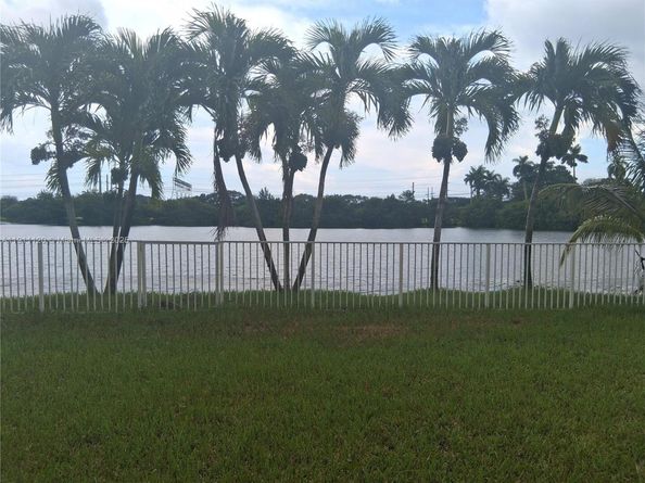 5245 SW 38th Ave, Hollywood FL 33312