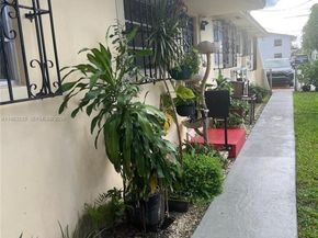 733 NW 33rd Ave, Miami FL 33125