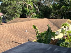 733 NW 33rd Ave, Miami FL 33125