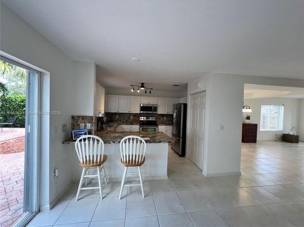 12247 SW 140th St, Miami FL 33186