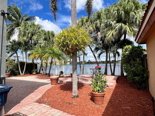 12247 SW 140th St, Miami FL 33186