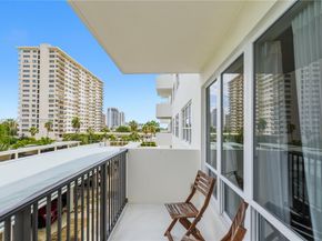 340 Sunset Dr 407, Fort Lauderdale FL 33301