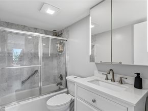340 Sunset Dr 407, Fort Lauderdale FL 33301