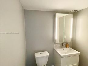 340 Sunset Dr 407, Fort Lauderdale FL 33301