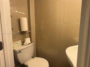 1481 NE Miami Gardens Dr 162, Miami FL 33179