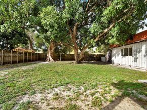 463 E 61st St, Hialeah FL 33013