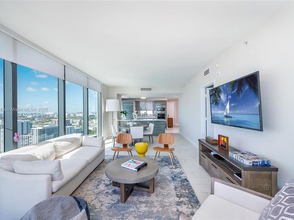 460 NE 28th St 3208, Miami FL 33137