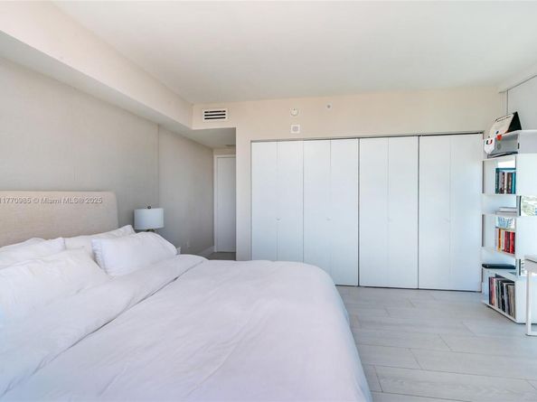 460 NE 28th St 3208, Miami FL 33137