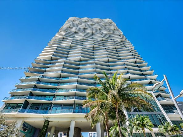 460 NE 28th St 3208, Miami FL 33137