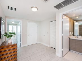 460 NE 28th St 3208, Miami FL 33137