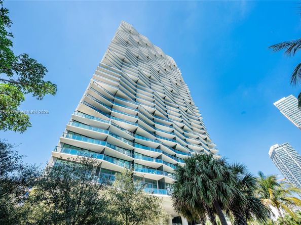 460 NE 28th St 3208, Miami FL 33137