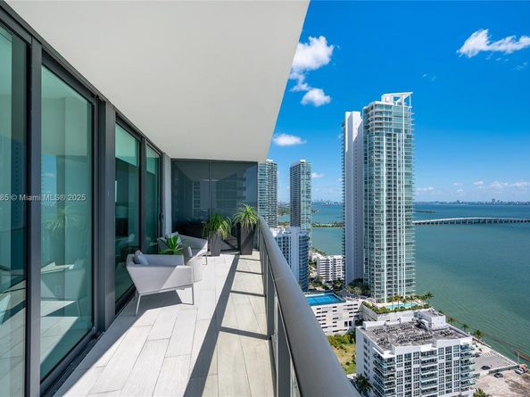 460 NE 28th St 3208, Miami FL 33137