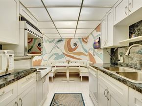 4330 Hillcrest Dr 807, Hollywood FL 33021