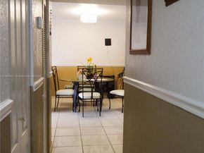 1800 W 54th St 309, Hialeah FL 33012