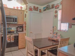 1800 W 54th St 309, Hialeah FL 33012