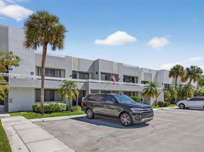 1100 SE 5th Ct 83, Pompano Beach FL 33060
