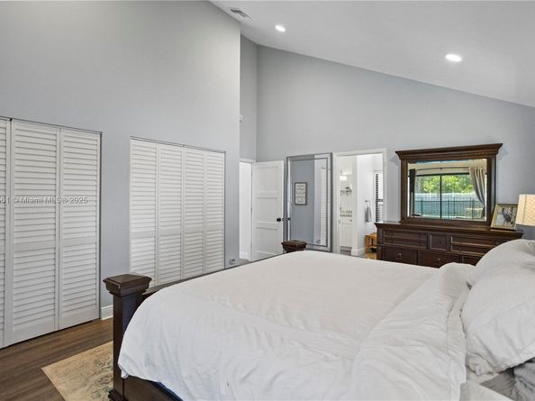 8400 NW 47th Dr, Coral Springs FL 33067