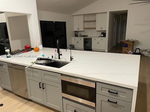 8400 NW 47th Dr, Coral Springs FL 33067