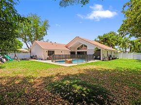 8400 NW 47th Dr, Coral Springs FL 33067