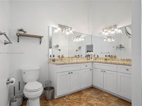 8400 NW 47th Dr, Coral Springs FL 33067