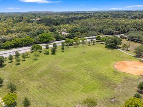 8400 NW 47th Dr, Coral Springs FL 33067