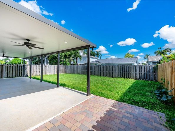 12091 SW 250th Ter, Homestead FL 33032