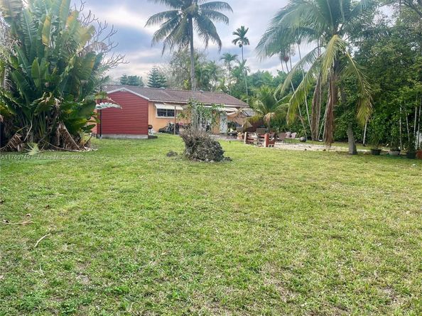 329 Minola Dr, Miami Springs FL 33166