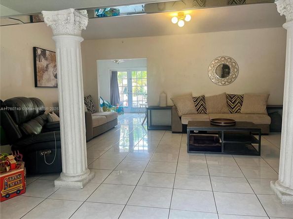 329 Minola Dr, Miami Springs FL 33166