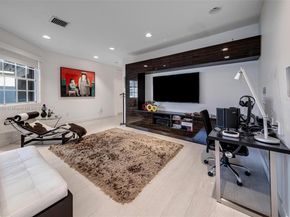 3965 194th Ln, Sunny Isles Beach FL 33160