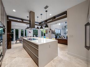 3965 194th Ln, Sunny Isles Beach FL 33160
