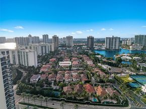 3965 194th Ln, Sunny Isles Beach FL 33160
