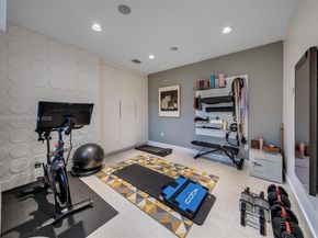 3965 194th Ln, Sunny Isles Beach FL 33160