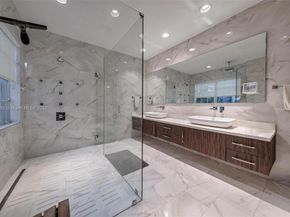 3965 194th Ln, Sunny Isles Beach FL 33160