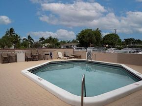 1100 SE 4th Ave 14, Deerfield Beach FL 33441