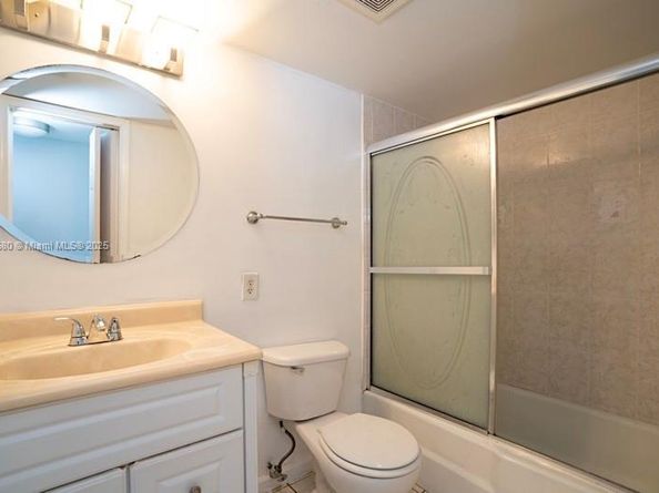 1100 SE 4th Ave 14, Deerfield Beach FL 33441