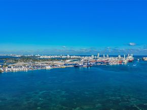 770 Claughton Island Dr 409, Miami FL 33131