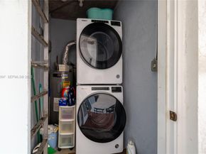 3910 Crystal Lake Dr 401, Deerfield Beach FL 33064