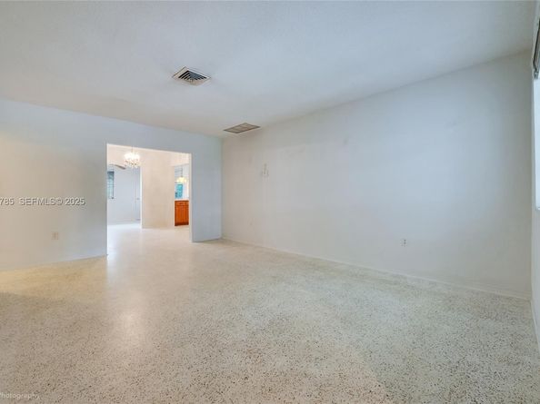 536 Minorca Ave, Coral Gables FL 33134