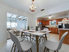 536 Minorca Ave, Coral Gables FL 33134