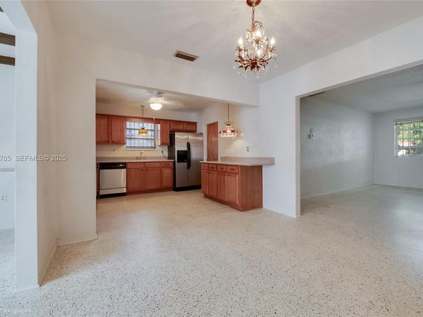 536 Minorca Ave, Coral Gables FL 33134