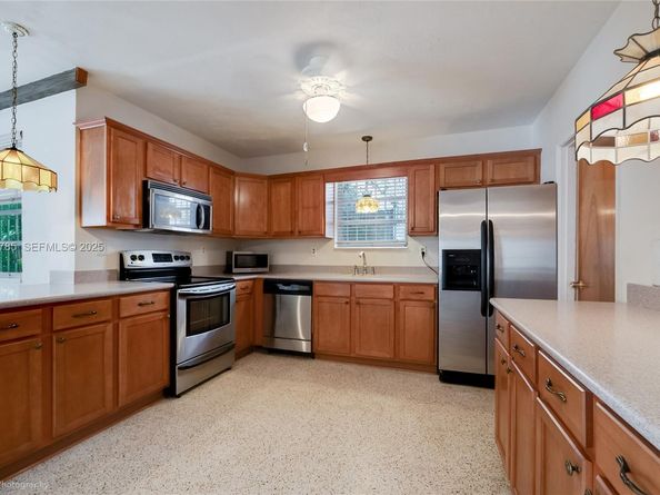 536 Minorca Ave, Coral Gables FL 33134