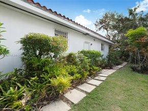 536 Minorca Ave, Coral Gables FL 33134