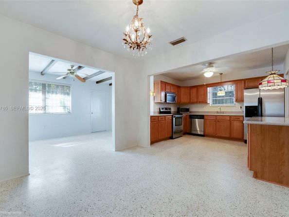 536 Minorca Ave, Coral Gables FL 33134