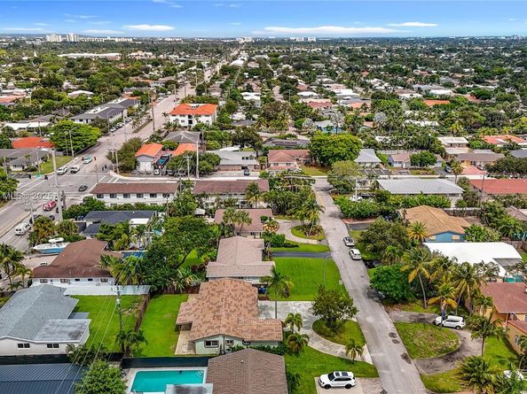 5511 NE 18th Ter, Fort Lauderdale FL 33308