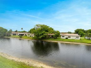 9455 N Belfort Cir 211, Tamarac FL 33321