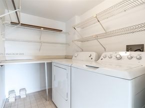 9455 N Belfort Cir 211, Tamarac FL 33321