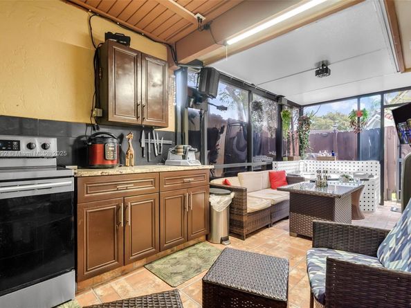 17026 NW 66th Ct 0, Hialeah FL 33015