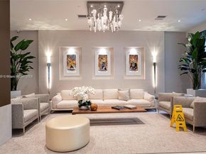 3640 Yacht Club Dr 810, Aventura FL 33180