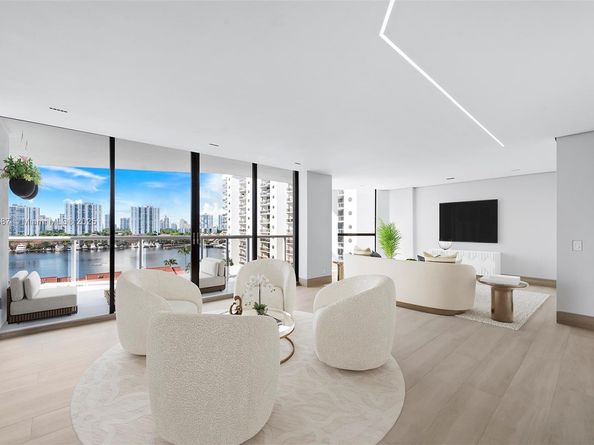 3640 Yacht Club Dr 810, Aventura FL 33180